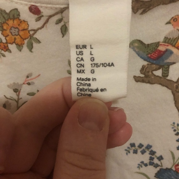 White Tee with Floral and Bird pattern - Picture 2 of 4